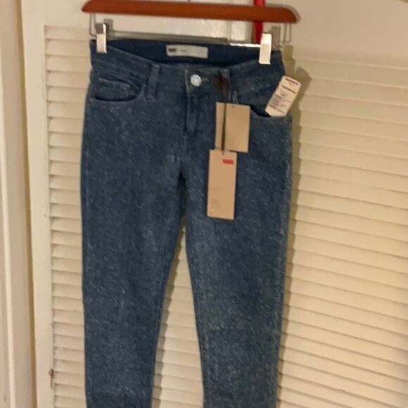 NWT Levi’s leggings 535 super stretch unique appearance ultra low rise 25 waist - Picture 2 of 10